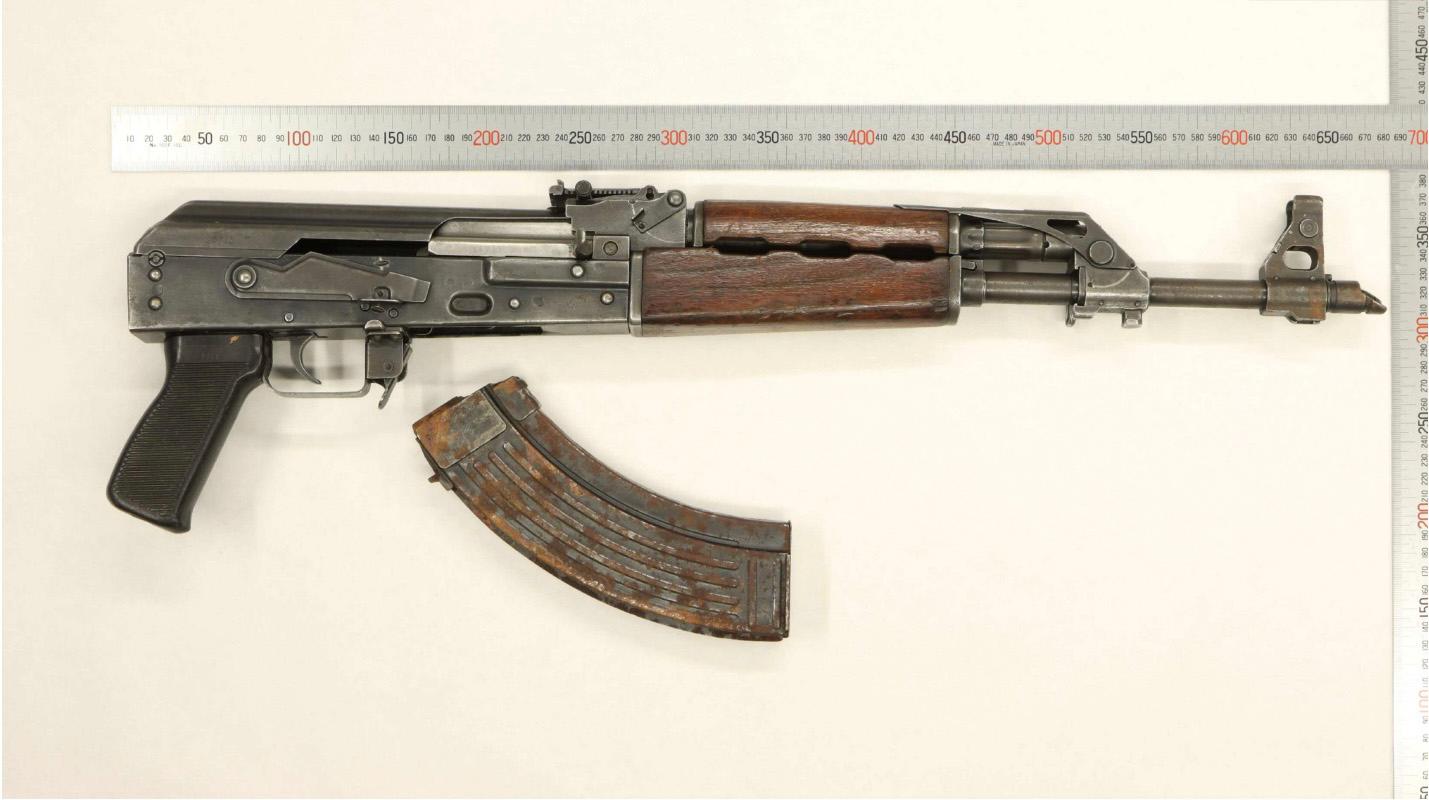 Vapen som påträffades i samband med skjutningarna i Gubbängen.