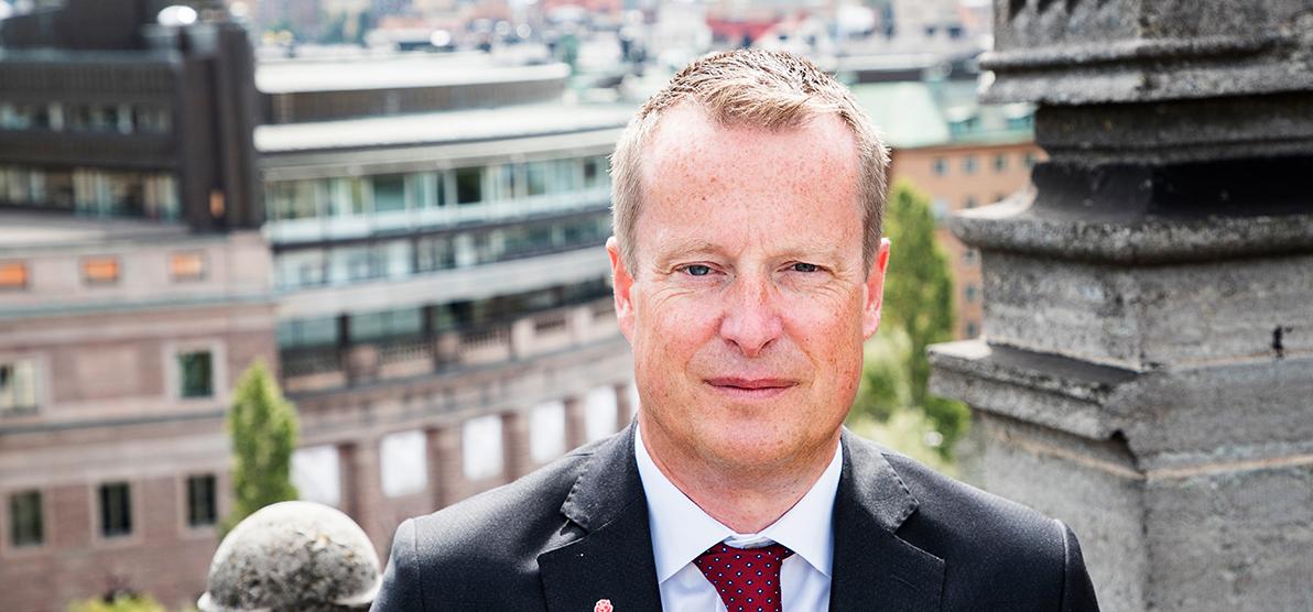 Anders Ygeman anställer en politisk sekreterare, men bara till september.