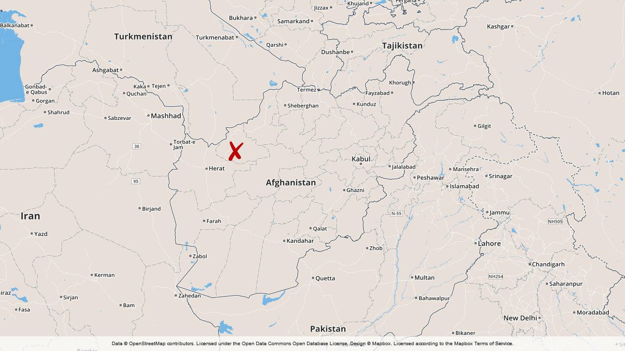 Flera människor har dödats i talibanattacker i västra Afghanistan.
