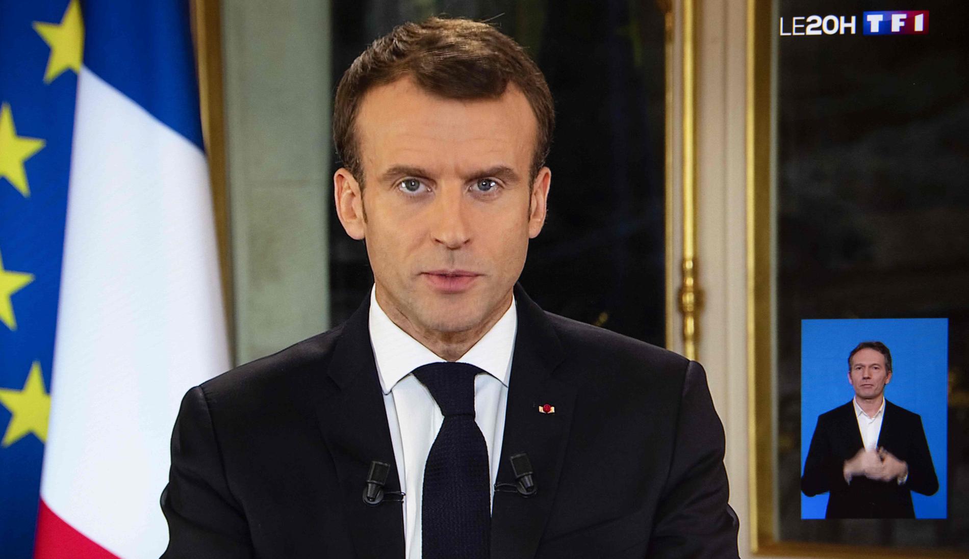  Emmanuel Macron i ett tal till nationen.