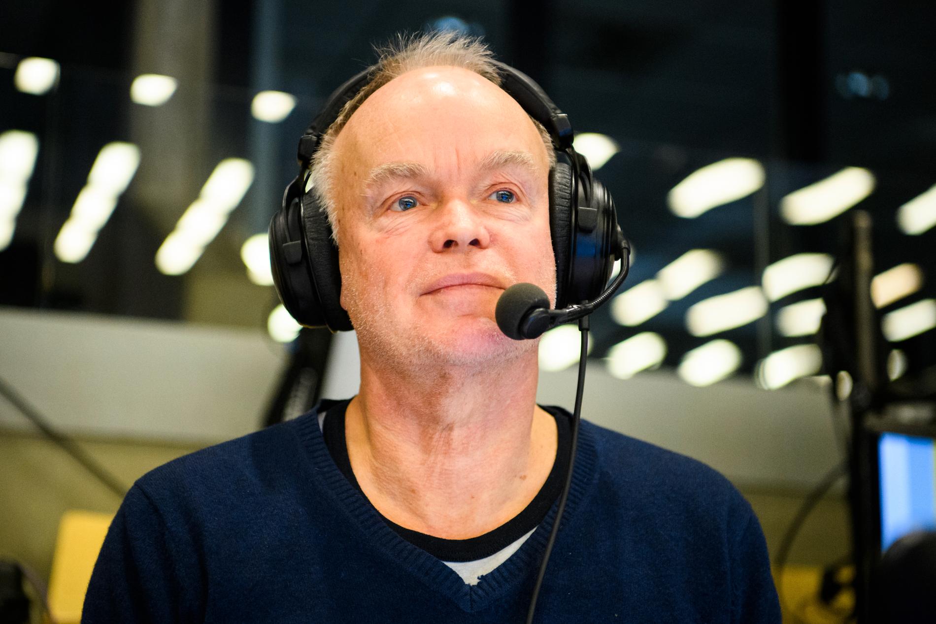 Robert Perlskog avbryter sin pension och gör comeback i nya radiosatsningen. 