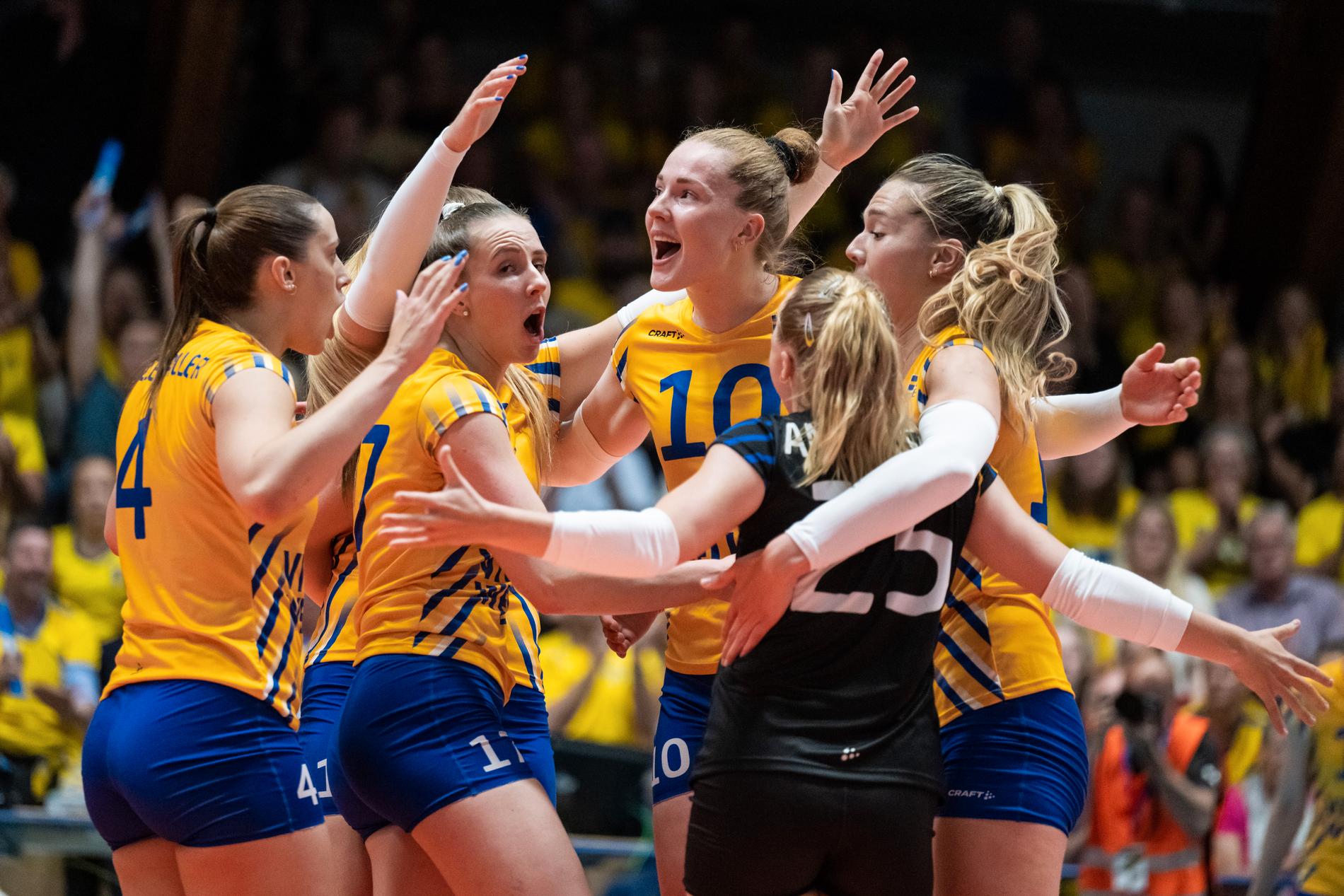 Sverige vann öppningsmatchen i Golden League mot Bosnien-Hercegovina. 