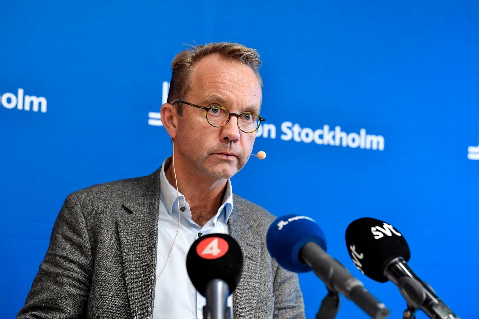 Hälso- och sjukvårdsdirektör Björn Eriksson under en pressträff med Region Stockholm.