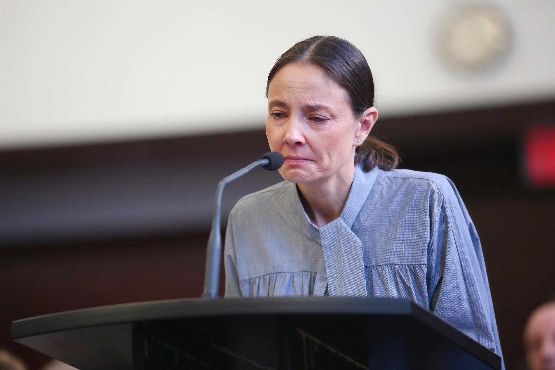 Barnens mamma Marina Krim grät i rättssalen när hon talade till Ortega.