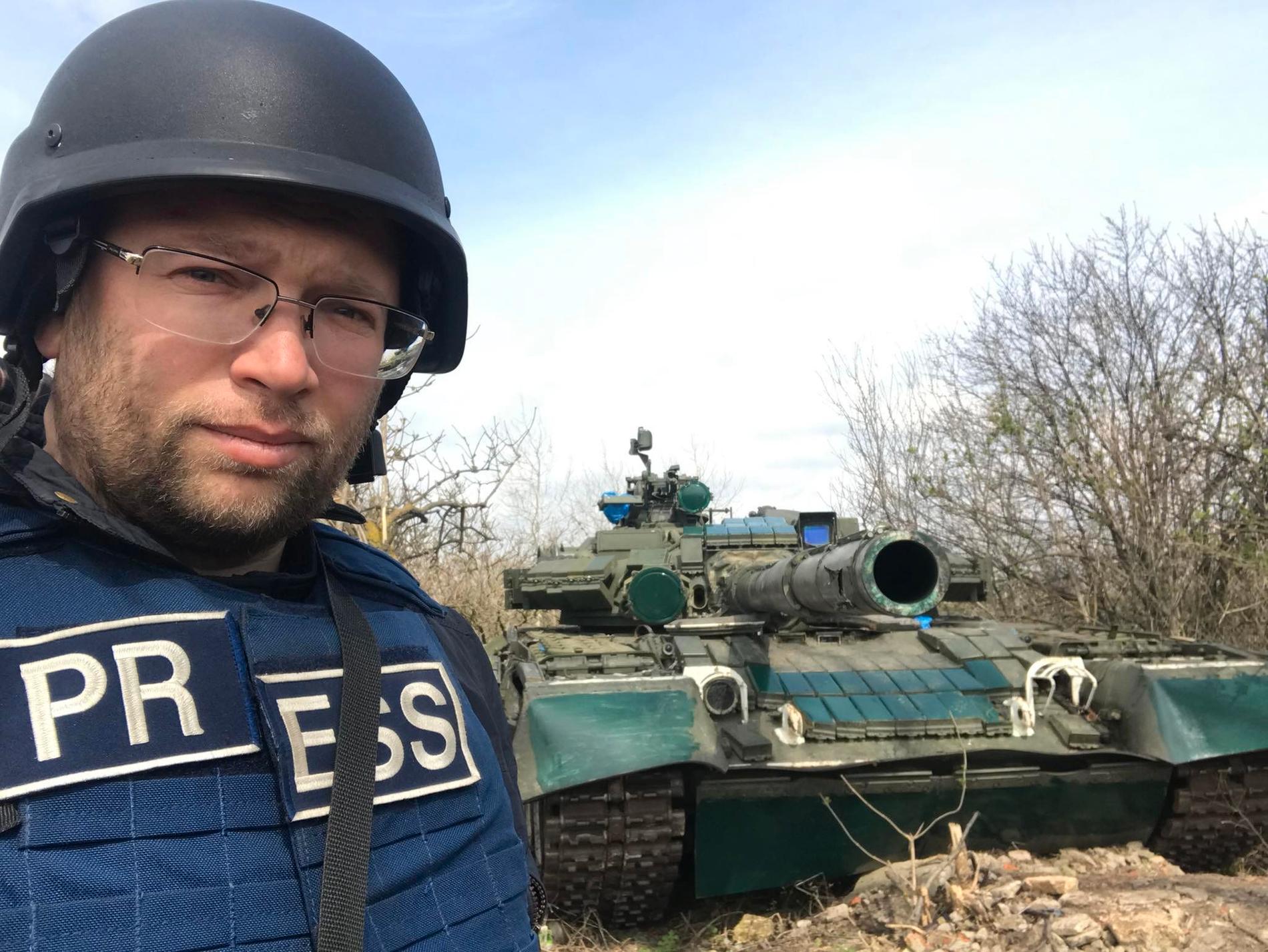 Sergej Gorbatenko är journalist i Donetsk-området. Här är han på uppdrag vid den ukrainsk-ryska fronten.