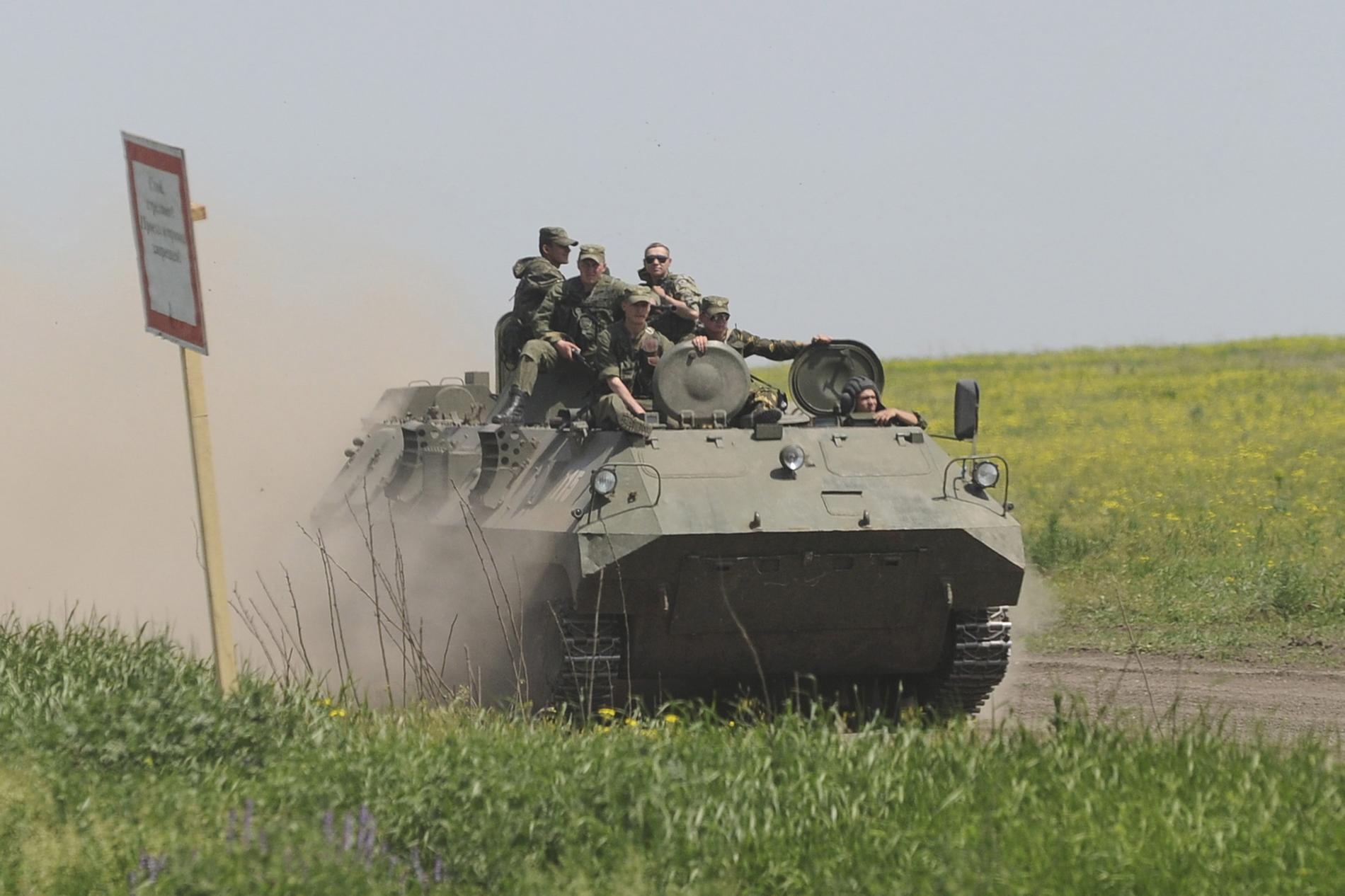 Ryska militärer under en övning nära den ukrainska gränsen.