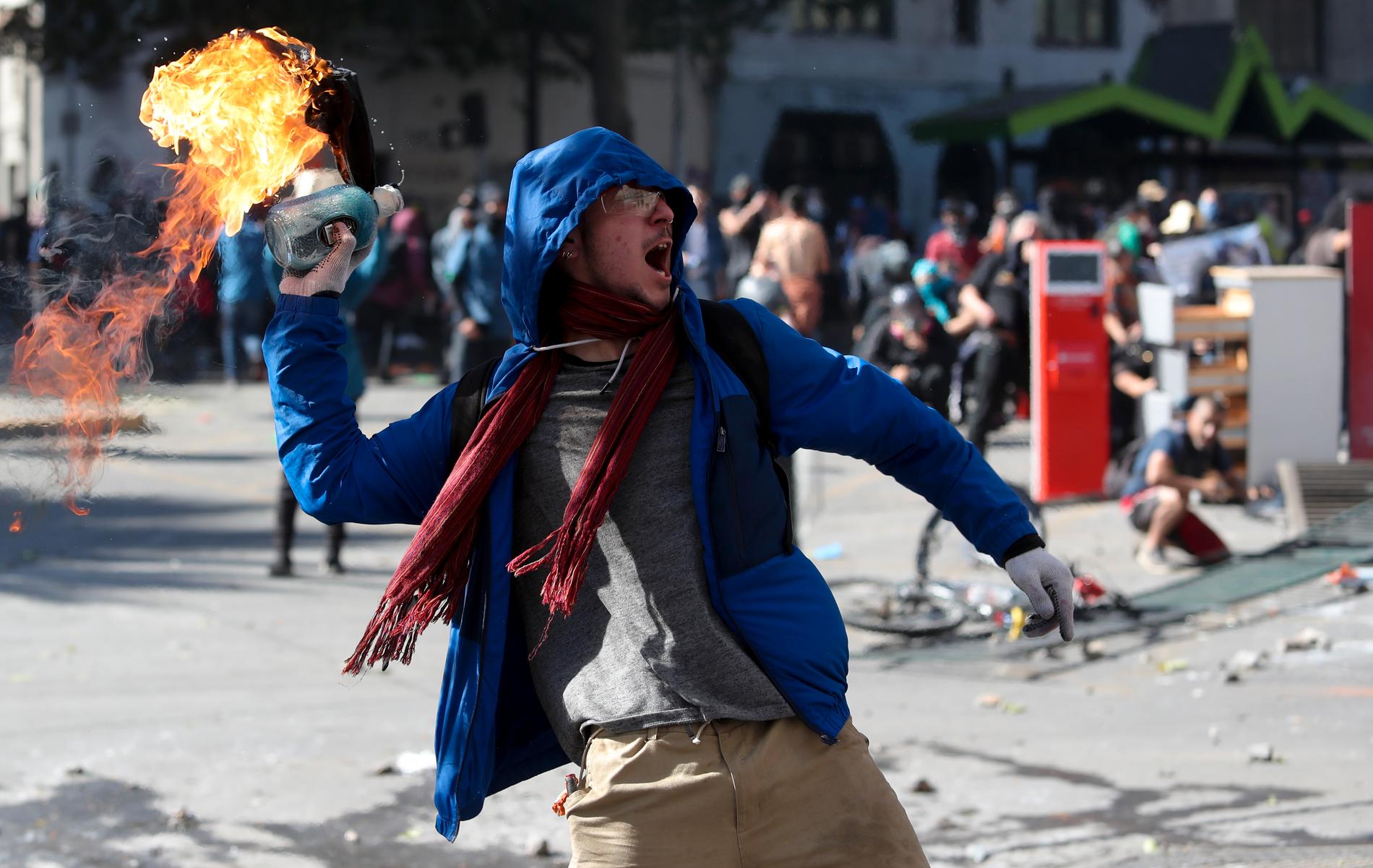 Protester i Santiago, Chile.