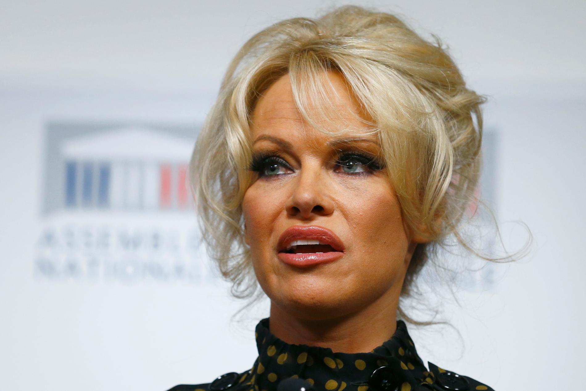 Pamela Anderson var på det sista nakenomslaget 2015.
