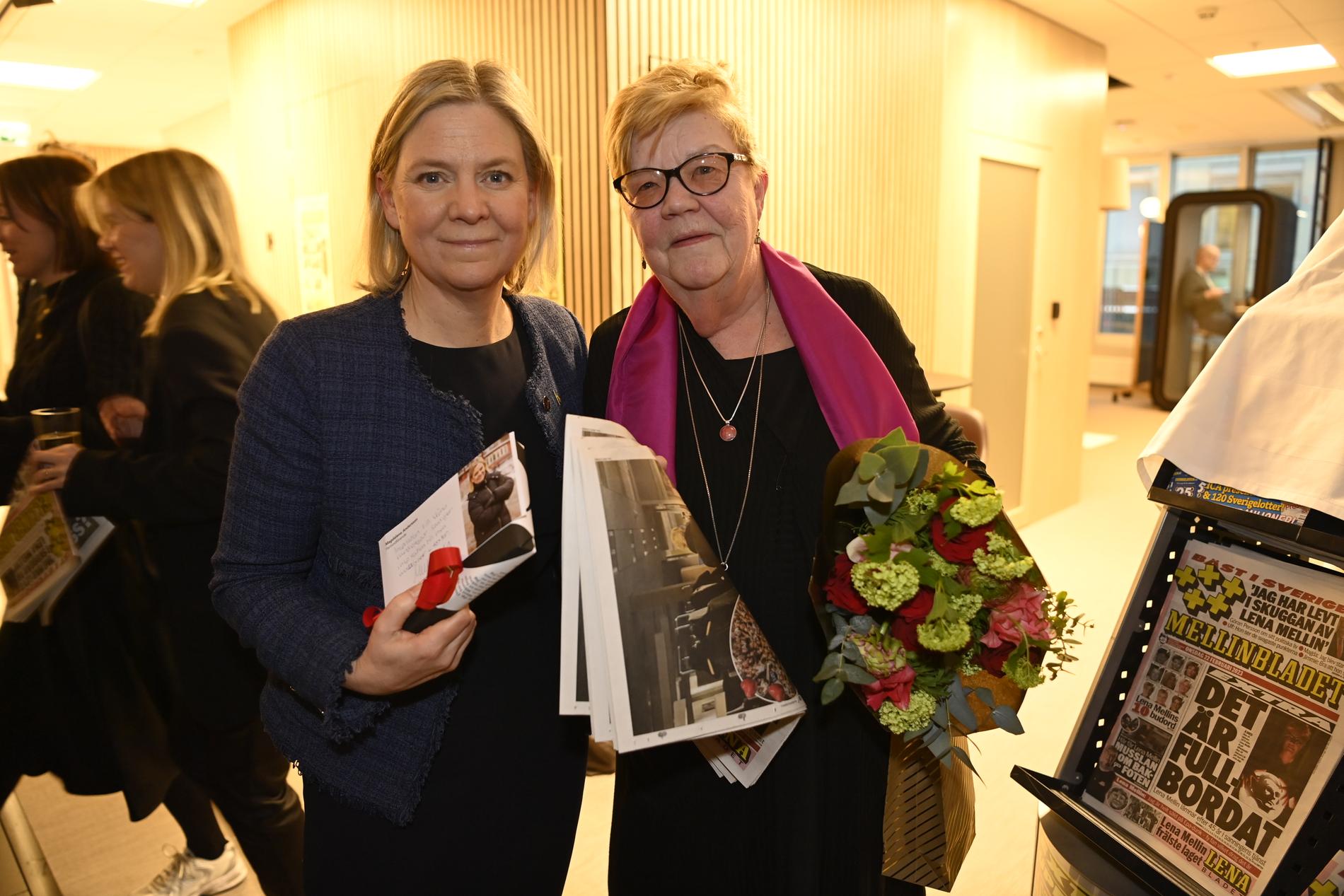 ”Jag var lite starstruck”, säger förra statsministern Magdalena Andersson (S) om sitt första möte med Lena Mellin.