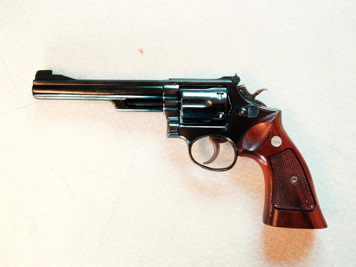 Magnum 357 I 30 år har polisen sökt efter en revolver av typen Smith & Wesson Magnum, kaliber 357.