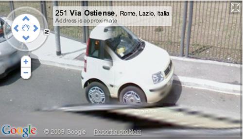 Här har Googlebilen passerat världens minsta bil?