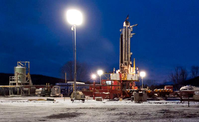 Fracking – eller hydralisk spräckning – är en utvinningsmetod som används för att ta vara på underjordiska ansamlingar av olja och naturgas.