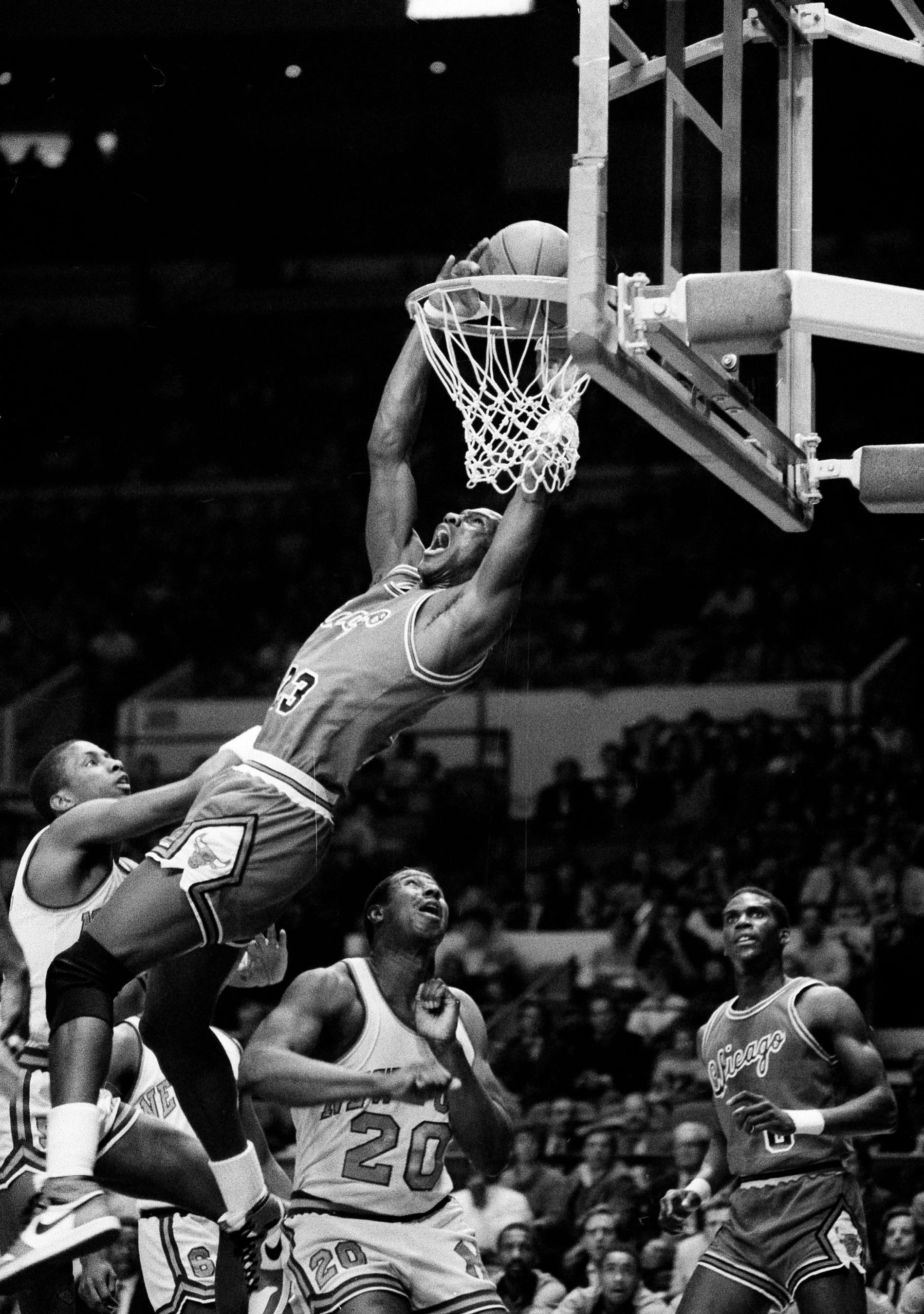 Michael Jordan 1985 mot Golden State Warriors.