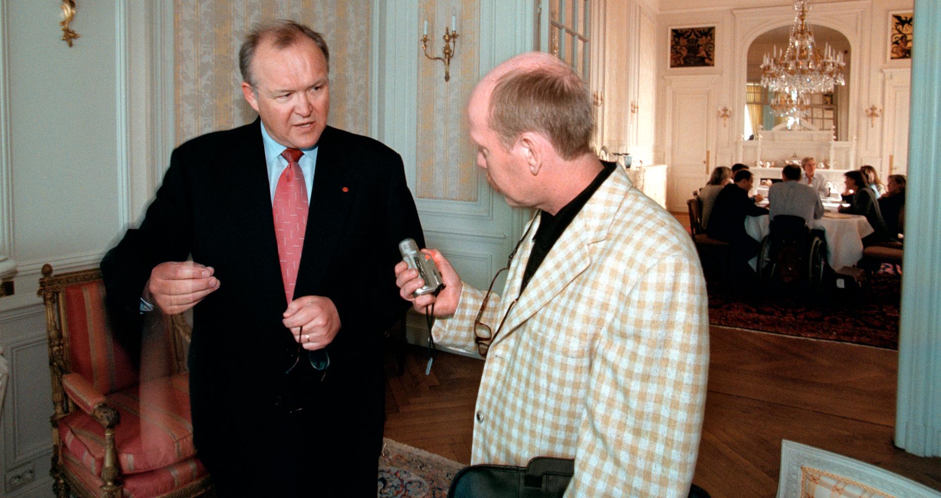 Leif-Åke Josefsson träffar förre statsministern Göran Persson.