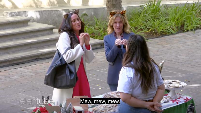 Meghan tvingades att dansa och jama som en katt inför en mycket förvånad gatuförsäljare i ”Ellen DeGeneres show”.