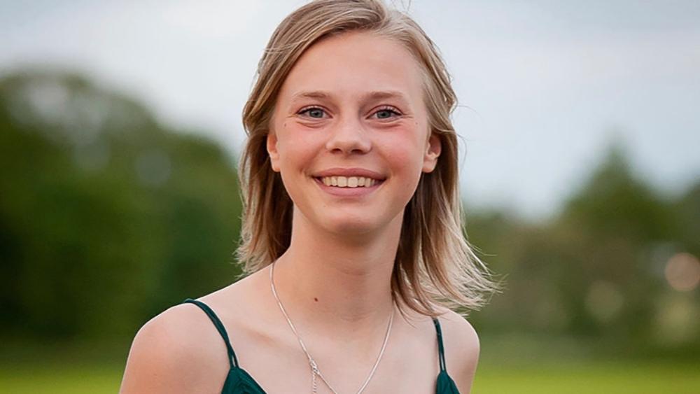 Maj Nygren, 16, lyckades få igenom sitt förslag om gratis mensskydd i skolan. 