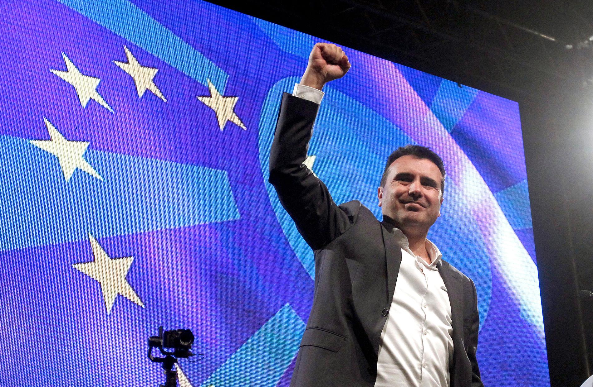Nordmakedoniens förre premiärminister Zoran Zaev på ett valmöte i februari. Arkivbild.