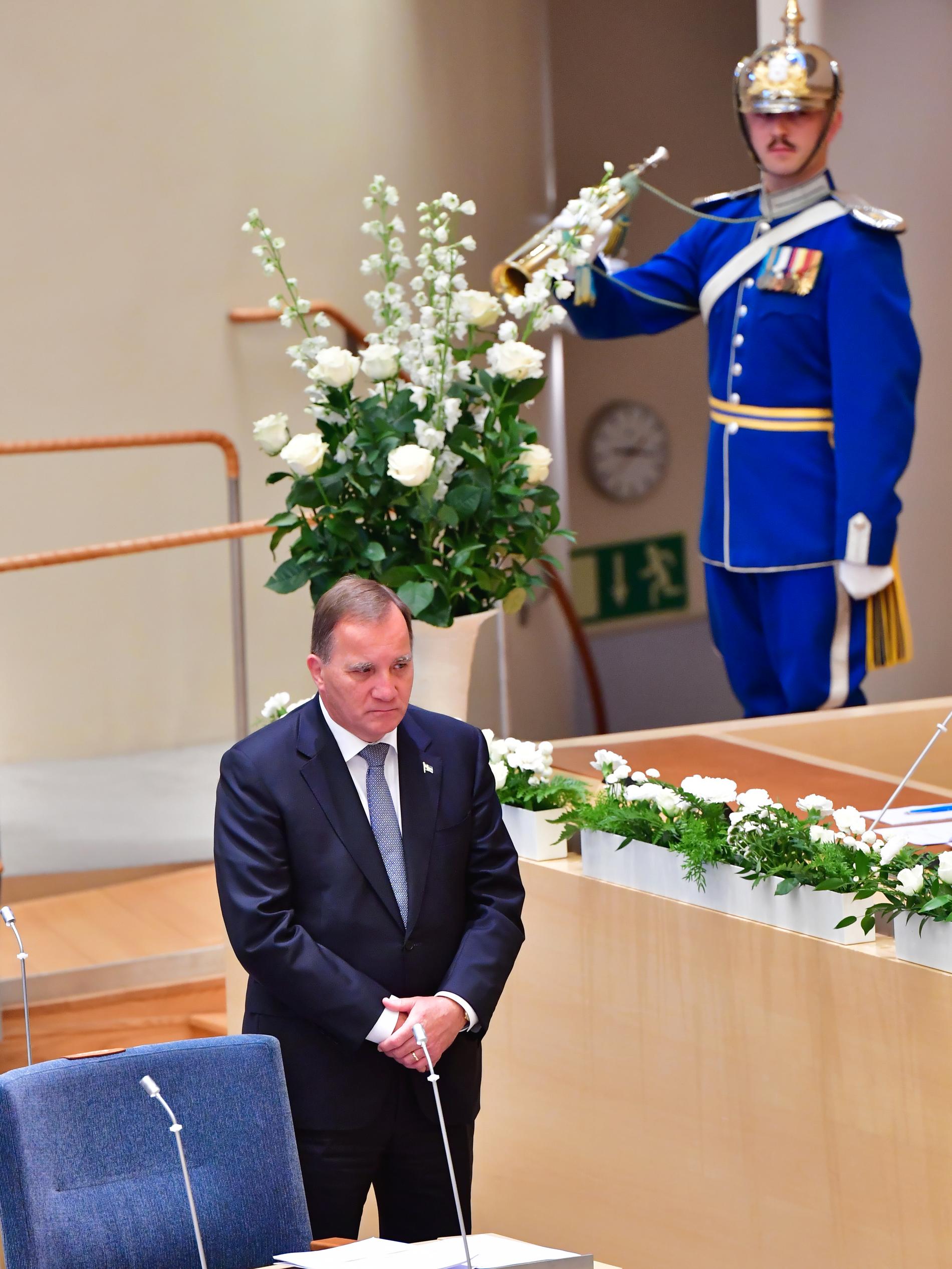 Statsminister Stefan Löfven (S) under minnesceremonin i riksdagen för coronapandemins offer.