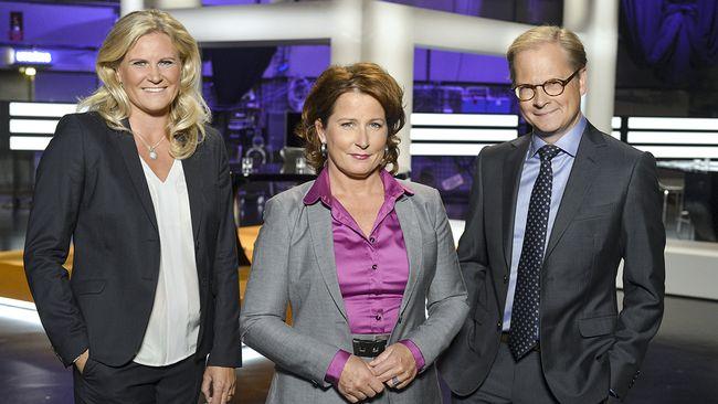 SVT Agendas programledare Camilla Kvartoft, Anna Hedenmo och Mats Knutson.