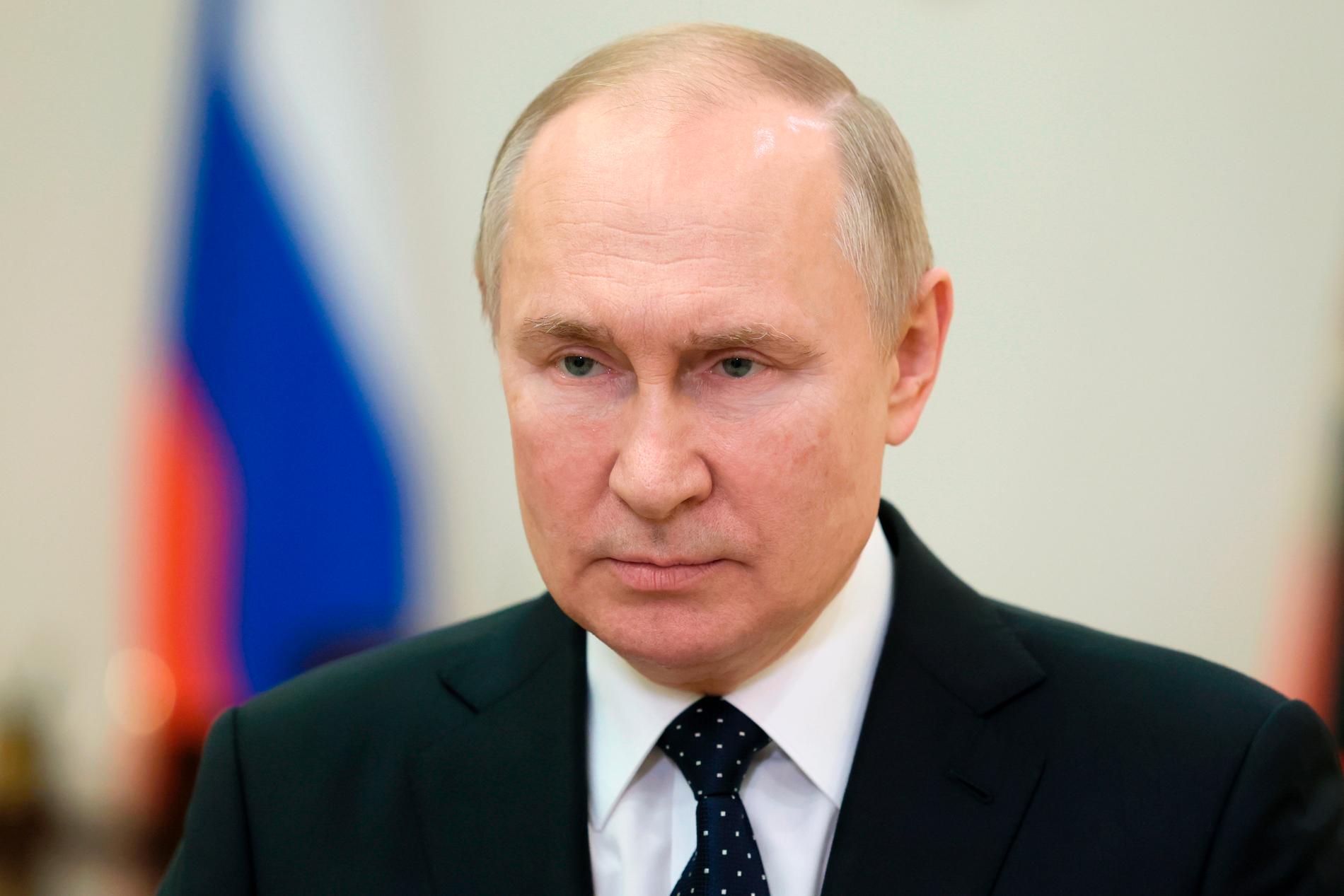 För att sanktionerna på allvar ska hämma Putins förmåga att föra krig måste så gott som hela världen ställa upp på dem, skriver Wolfgang Hansson.