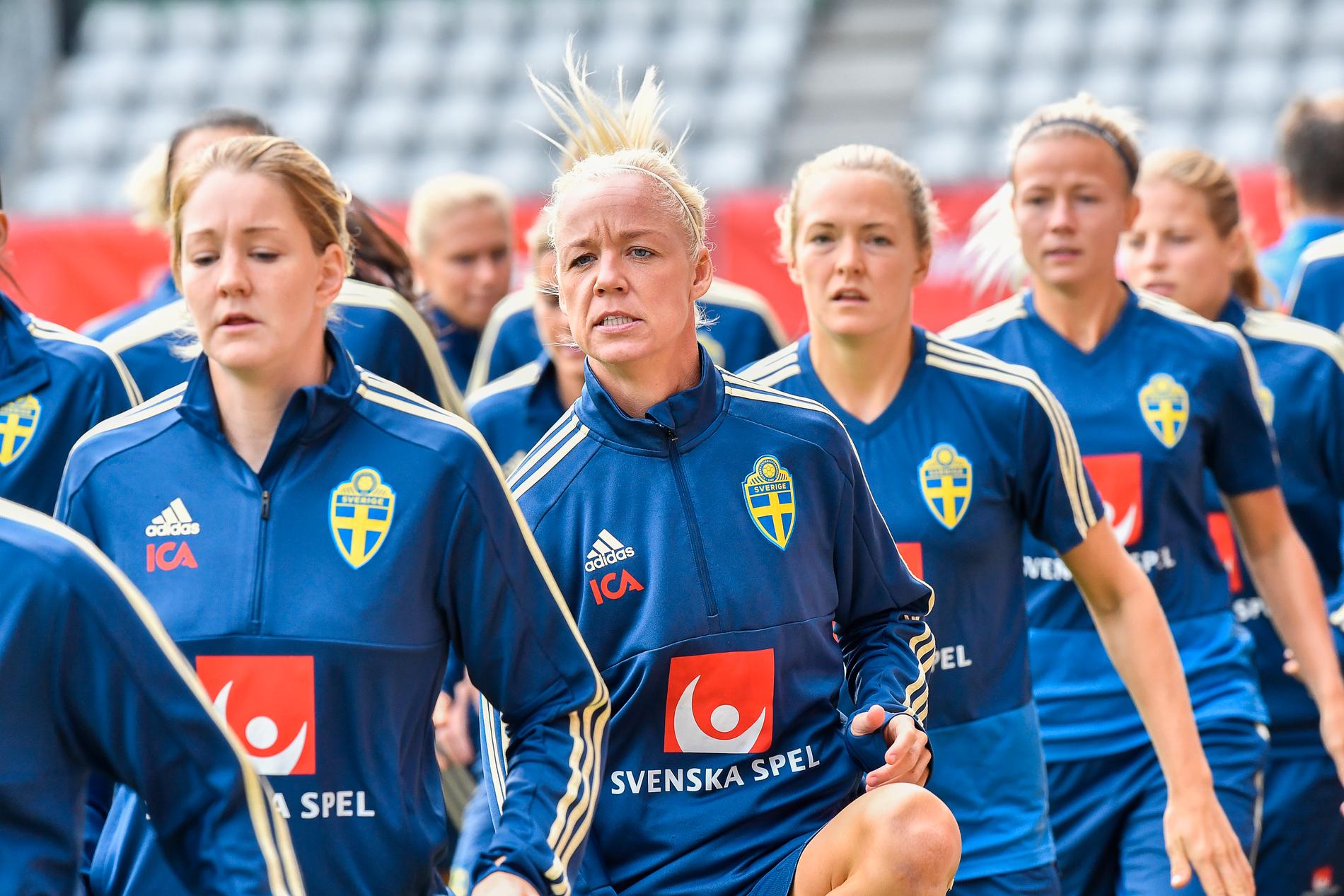 Svenska landslaget har skrivit ett protest brev till Fifa.