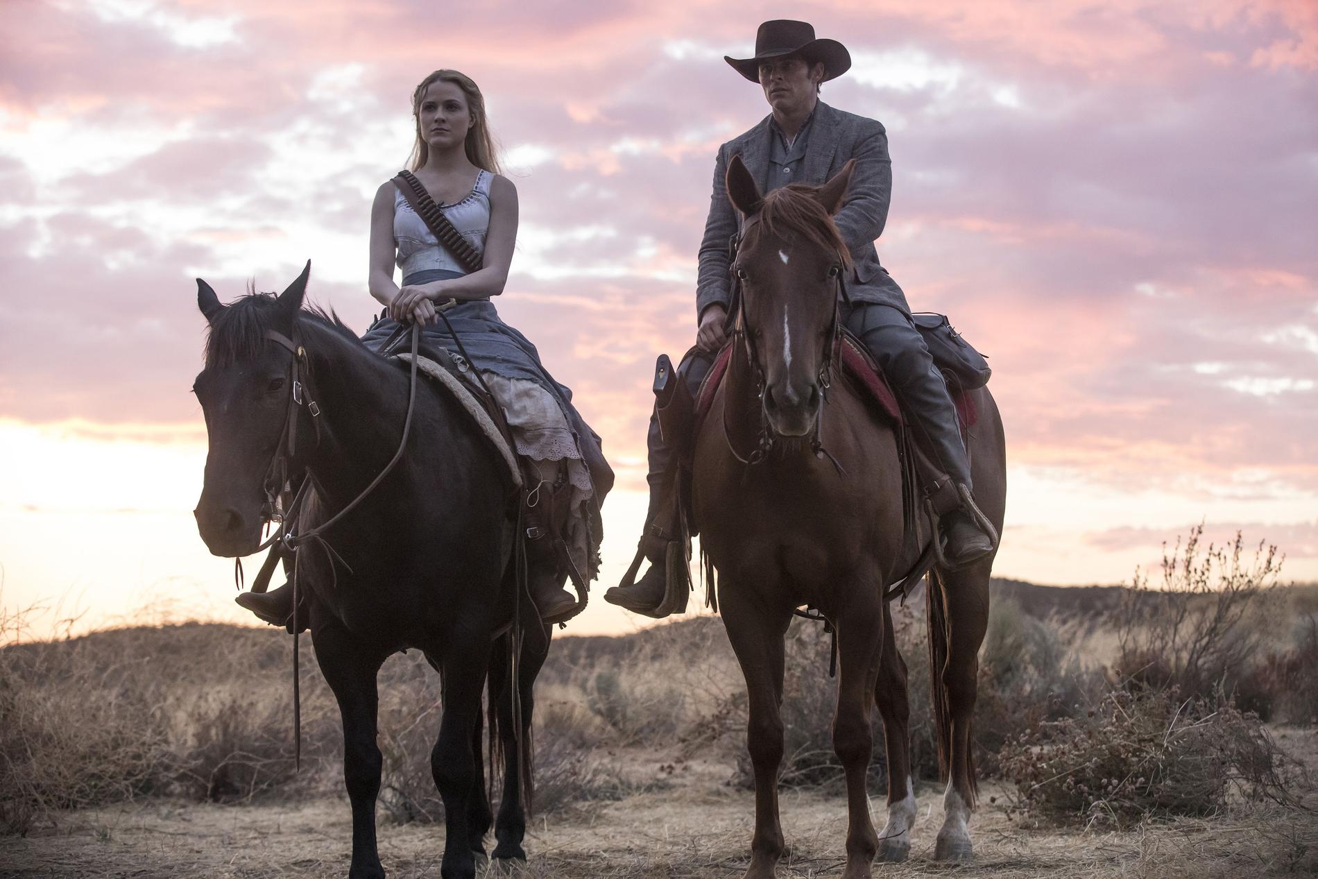 Evan Rachel Wood och James Marsden i ”Westworld”.