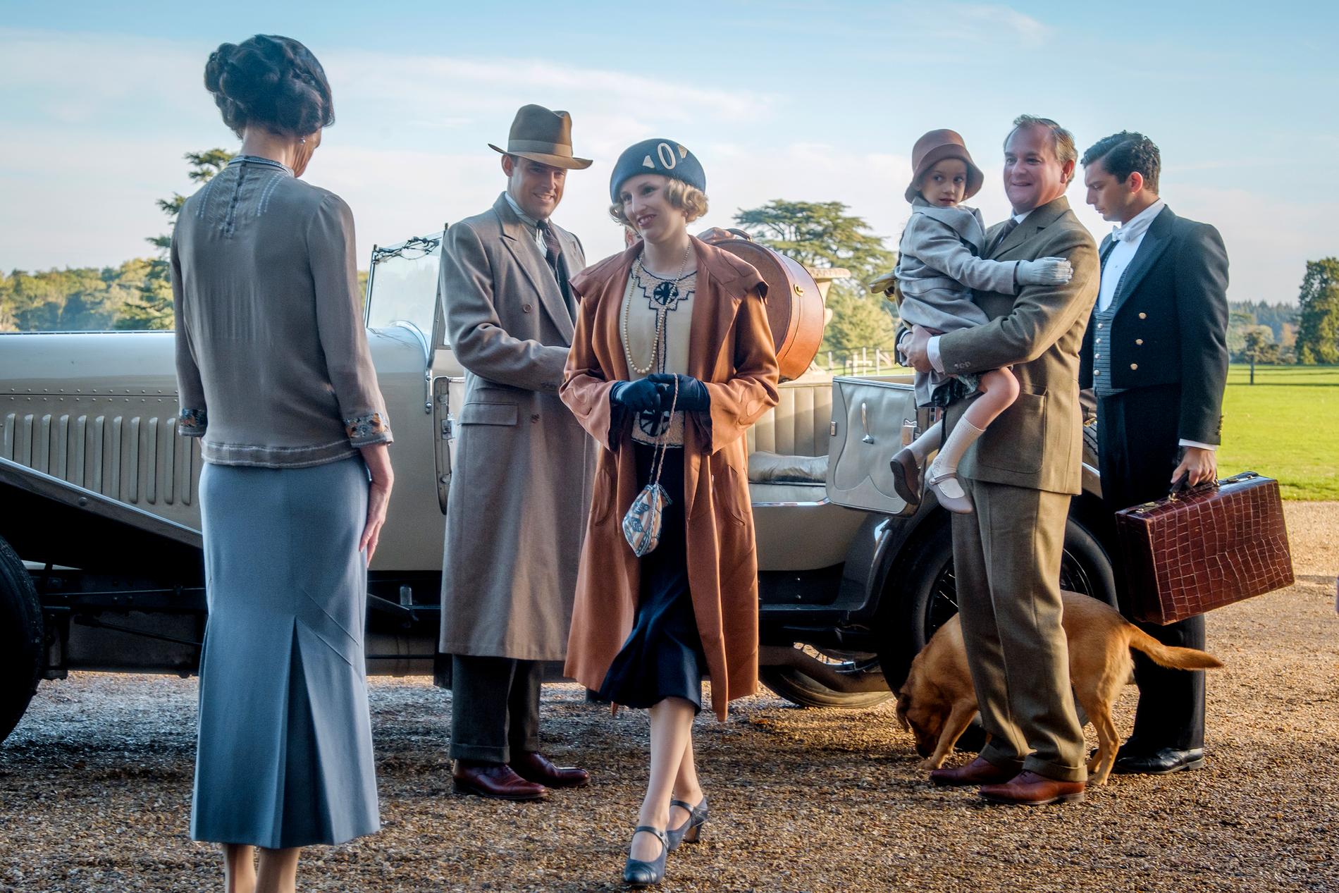 Elizabeth McGovern, Harry Hadden-Paton, Laura Carmichael, Hugh Bonneville och Michael Fox möter biopubliken i "Downton Abbey", biofilmen om familjen Crawley och deras tjänstefolk. Pressbild.