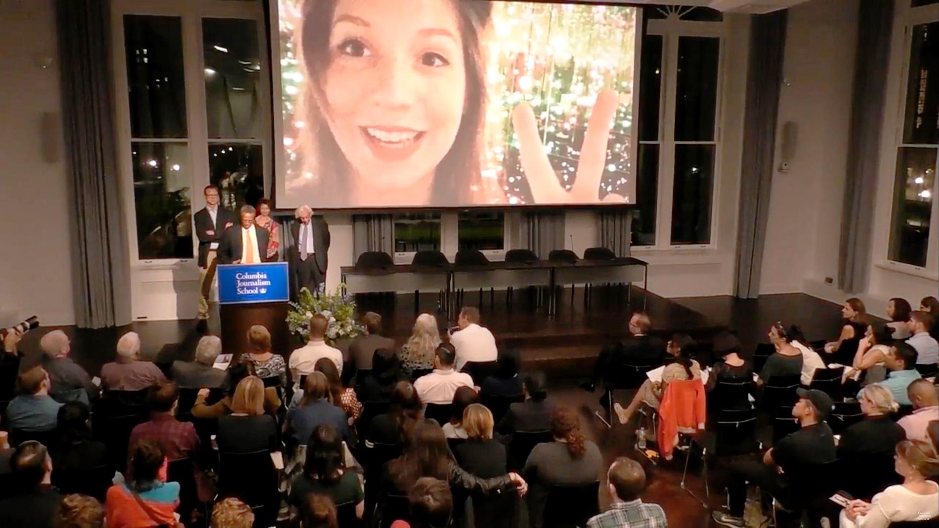 Natten till torsdag svensk tid samlades familj, vänner och kamrater på Columbia University för att hedra Kim Walls minne.