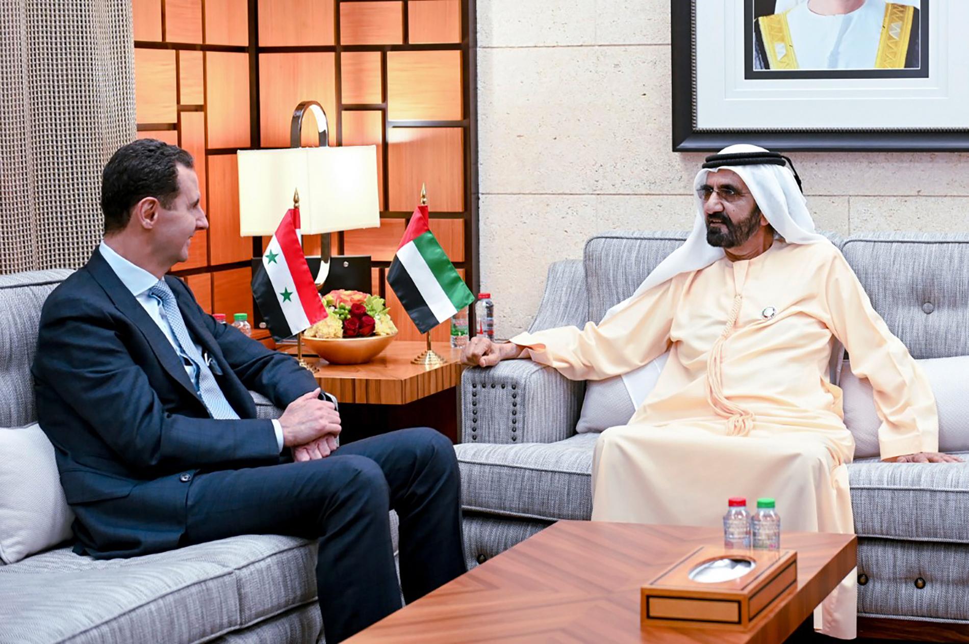 Förenade arabemiratens premiärminister och Dubais härskare Mohammed bin Rashid al-Maktoum träffade den omstridde syriske ledaren Bashar al-Assad i Dubai i fredags.