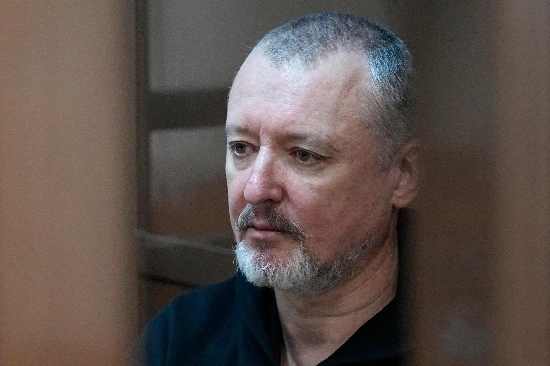 Igor Girkin i en rättssal i Moskva i oktober. Arkivbild.
