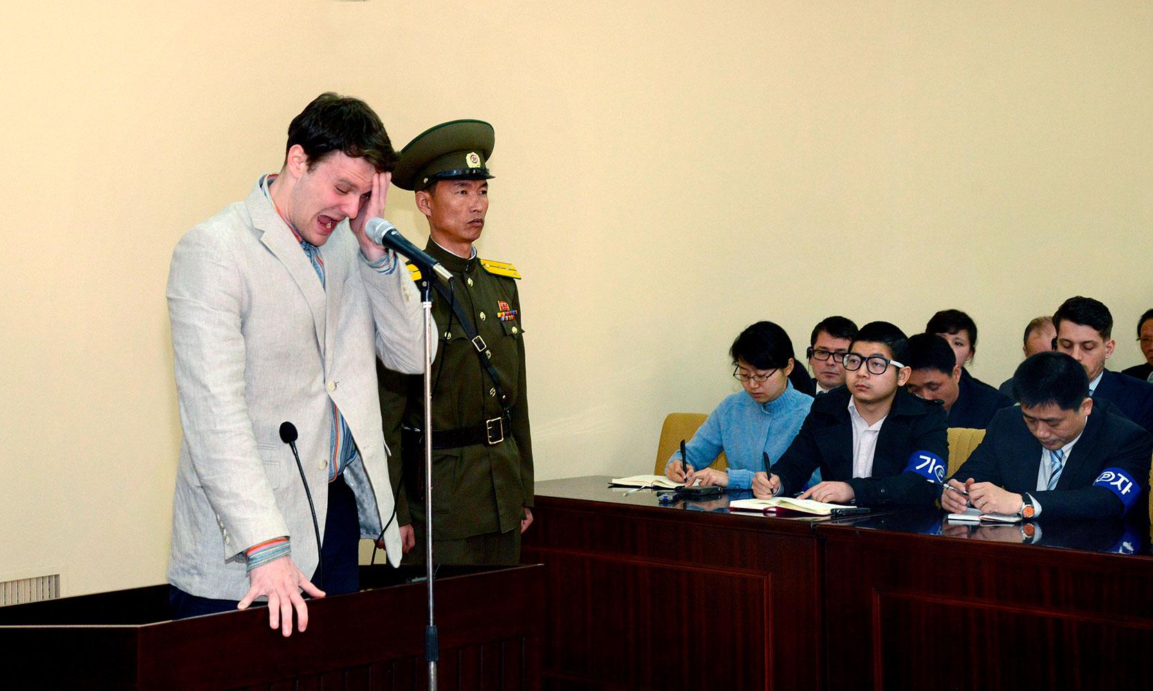 Rättegången mot den amerikanske studenten i Pyonyang.