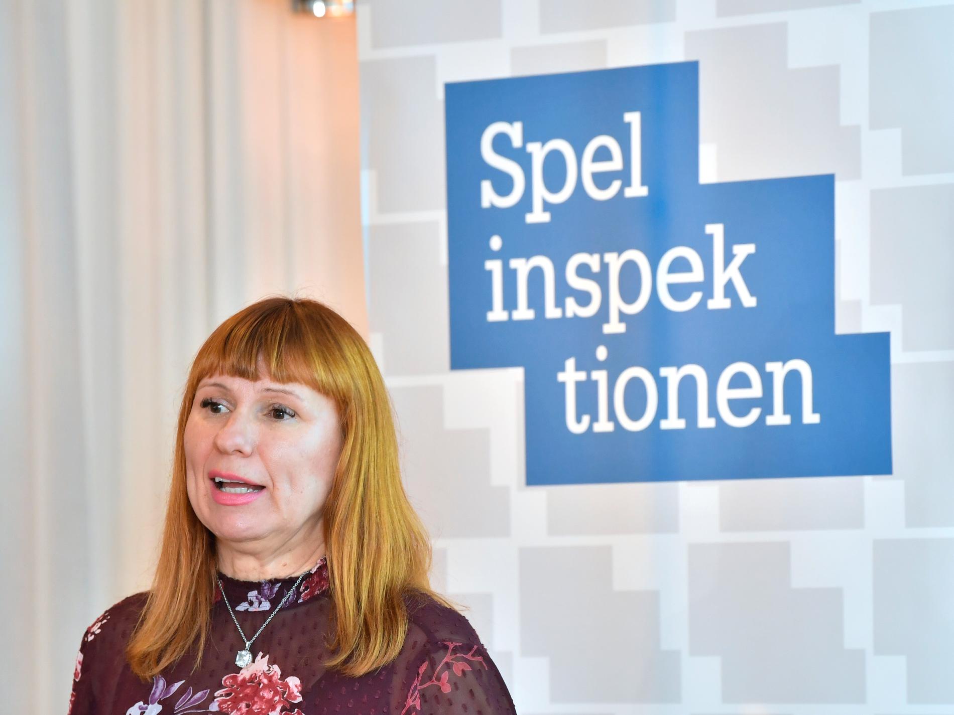 Camilla Rosenberg, Spelinspektionens generaldirektör på pressträffen där undersökningen om svenskarnas spelvanor presenteras.