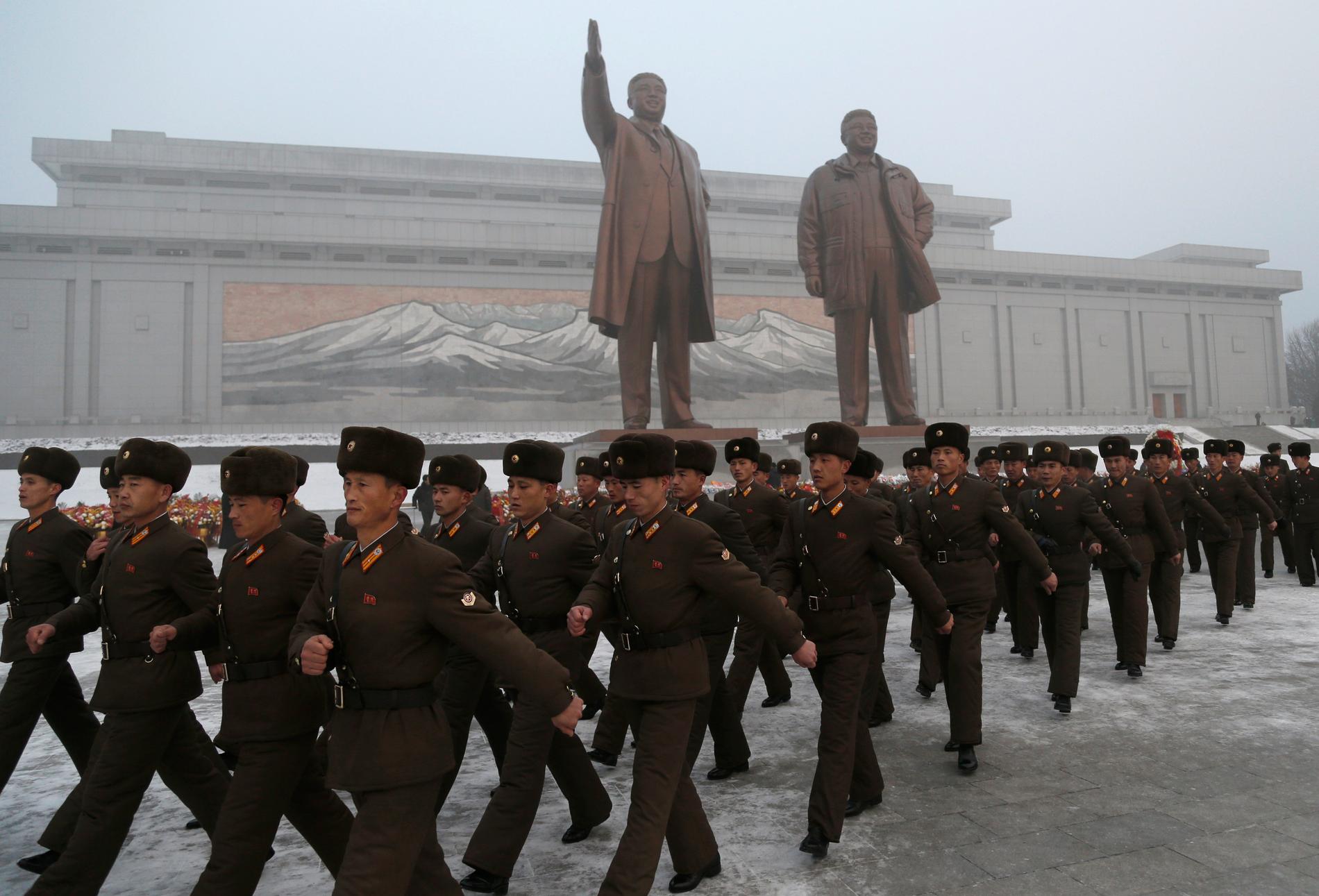 Nordkoreanska soldater i Pyongyang.