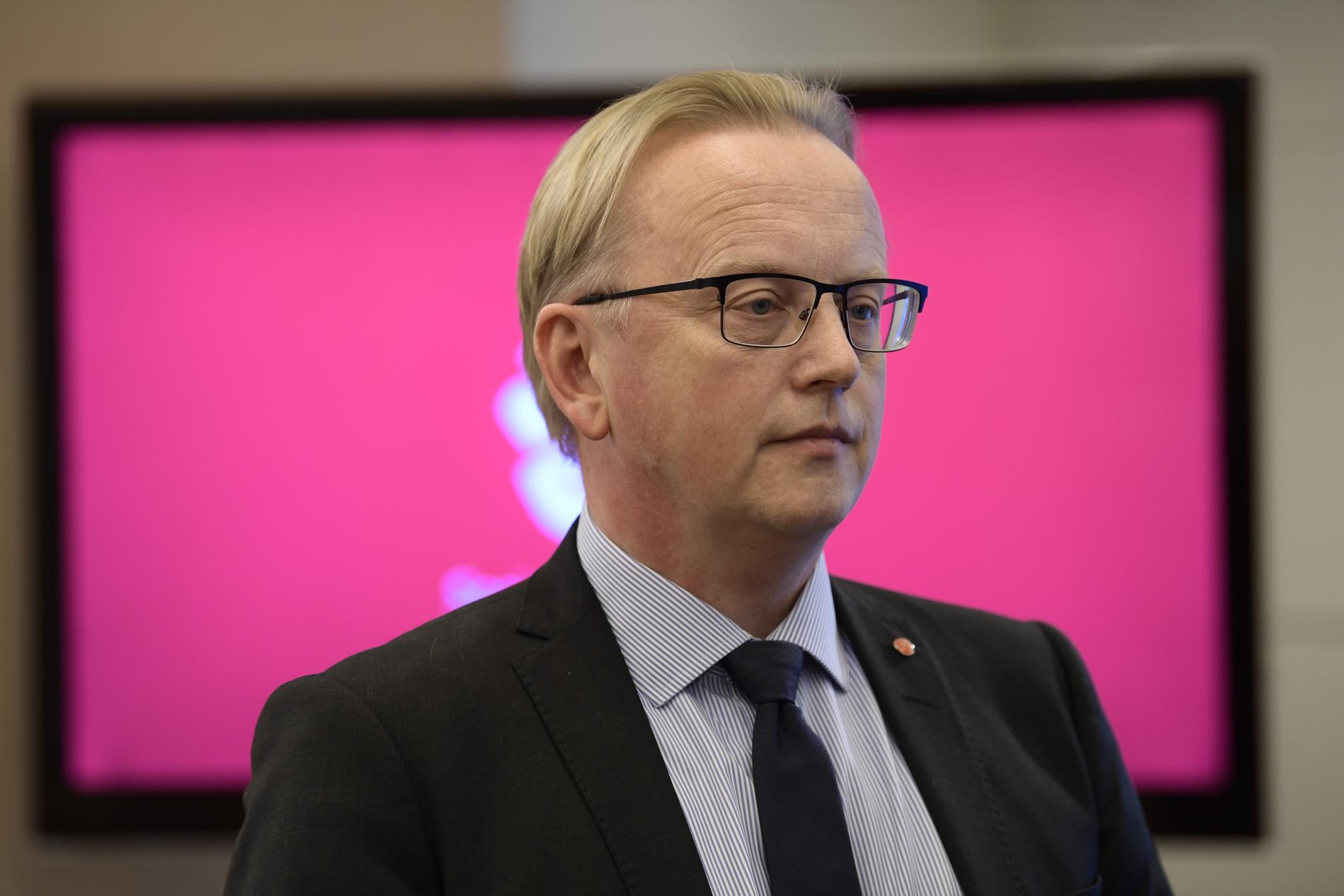Fredrik Olovsson (S), Socialdemokraternas näringspolitiska talesperson.