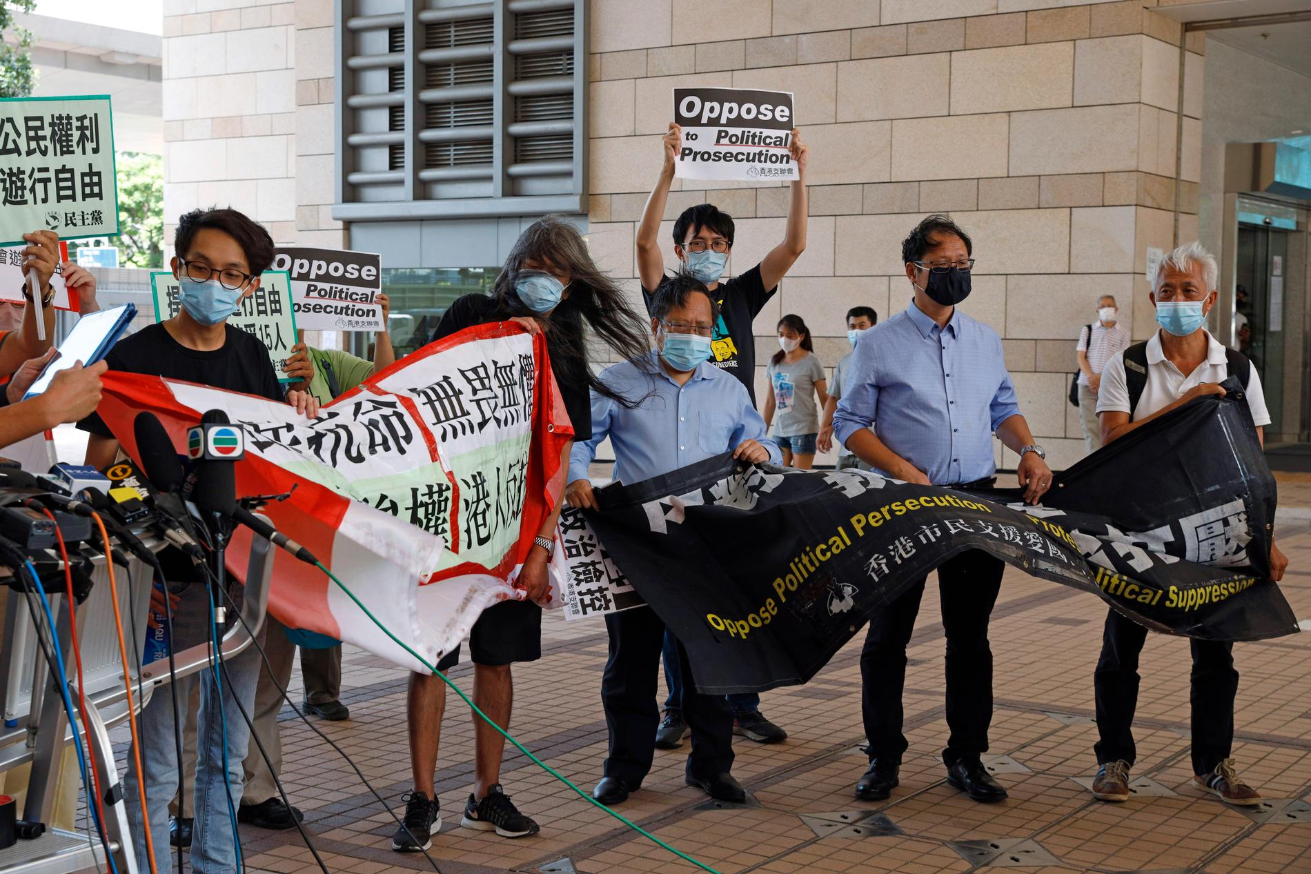 Demokratiförespråkare protesterar i Hongkong 30 juli.