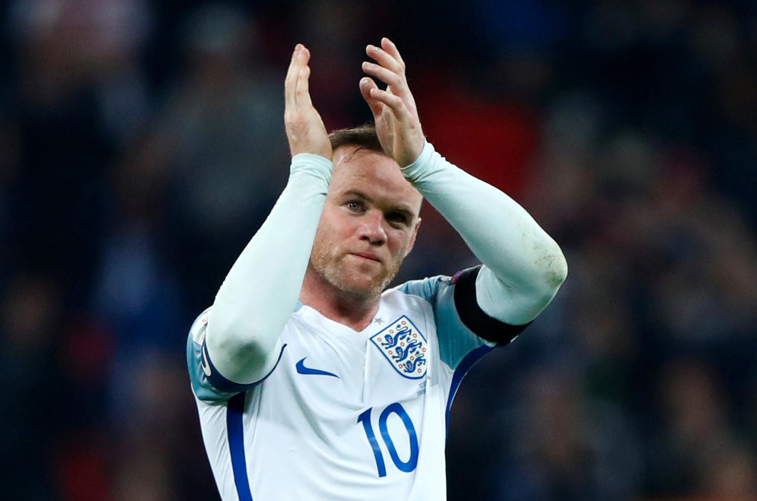 Rooney tackar för sig