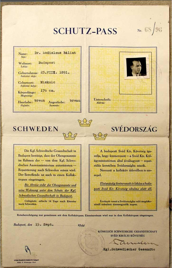 Ett av de skyddspass Raoul Wallenberg delade ut i Budapest under andra världskriget.