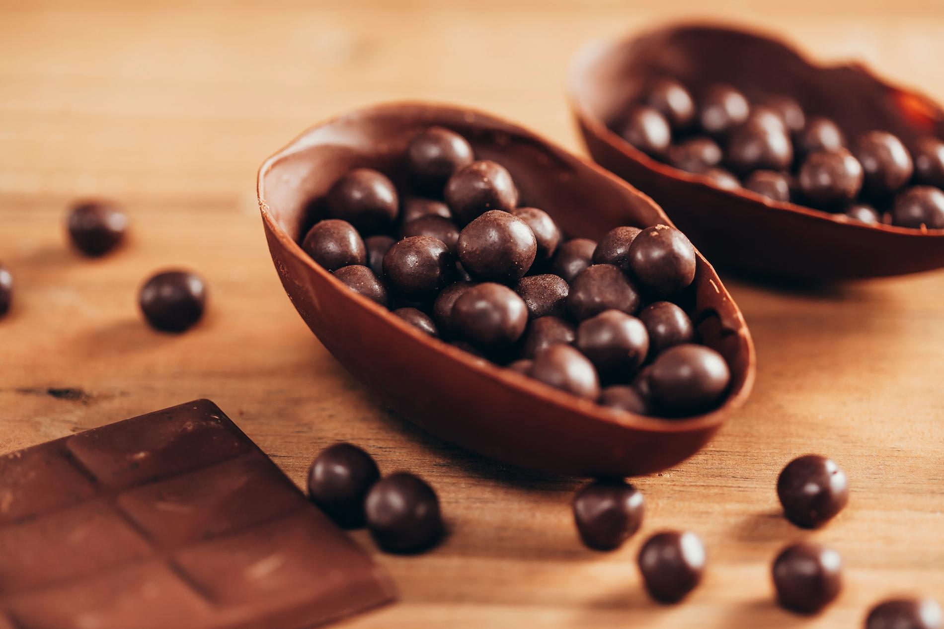 Det första ihåliga chokladägget uppfanns i Storbritannien.