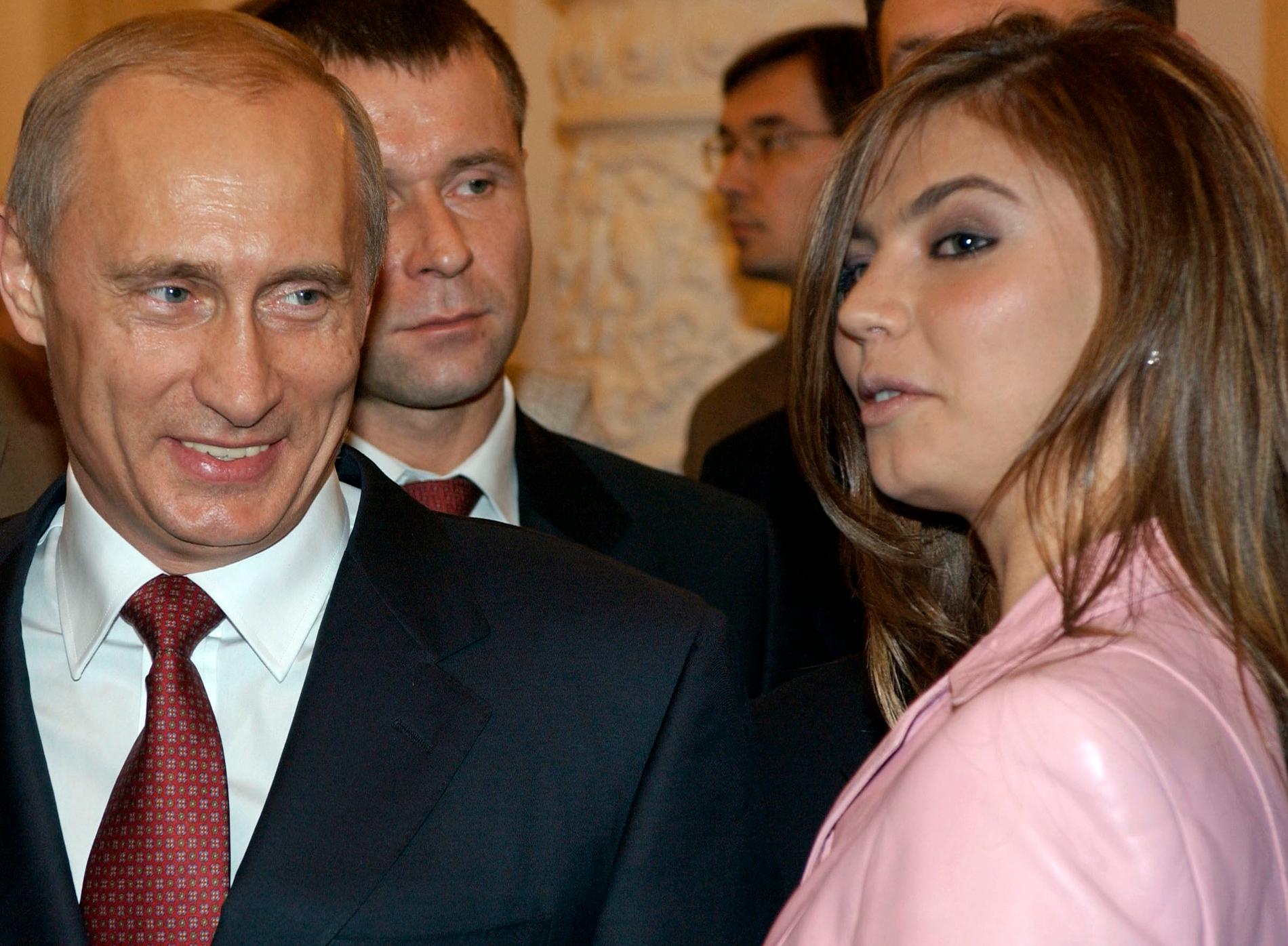 Avslöjat: Putins "tsarinnas" liv i lyx