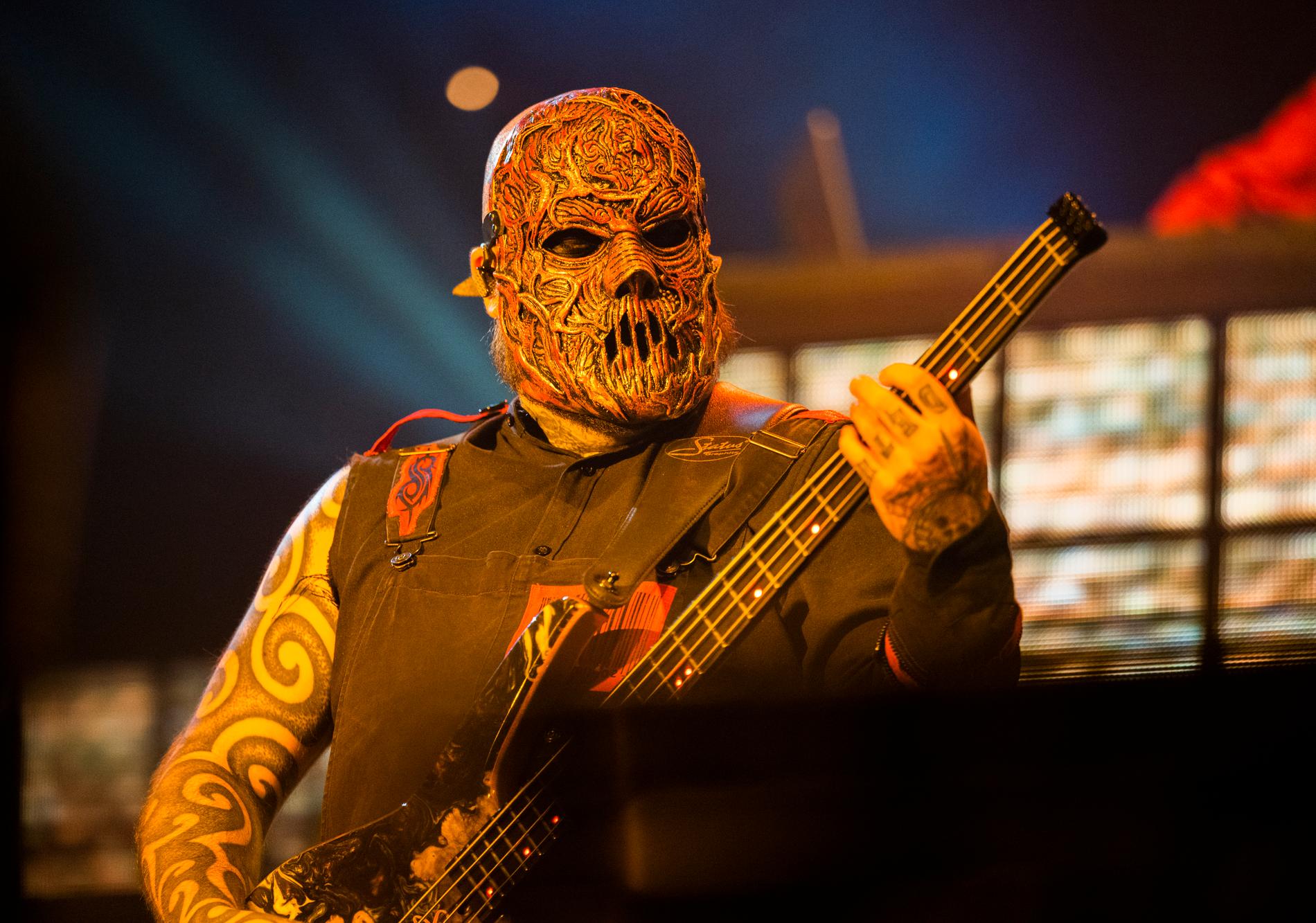 Slipknots senaste tillskott Alessandro Venturella höll, till skillnad från sina bandkamrater, en rätt låg och tillbakalutad profil under konserten.
