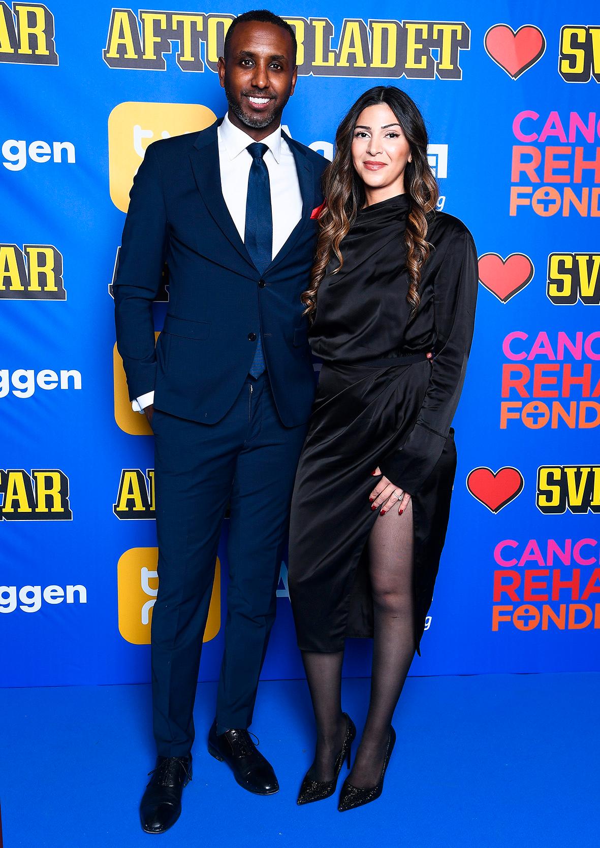 Fotbolsspelaren Henok Goitom på plats med sin fru Nina Ismail.