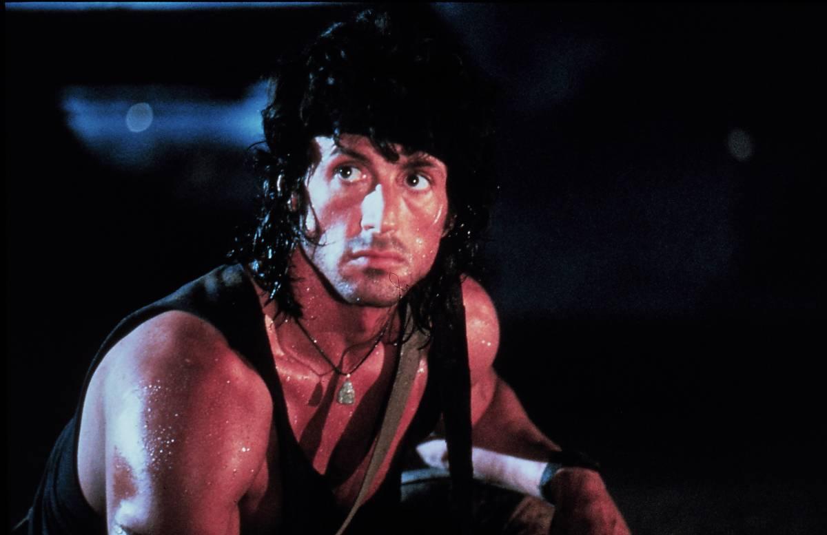 Stallone som Rambo. Med bandana.