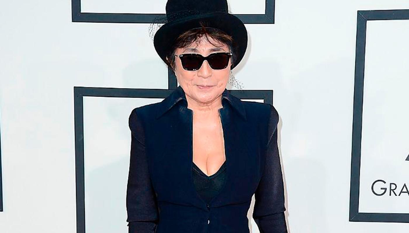Yoko Ono stoppar försäljningen av John Lemon-dricka.
