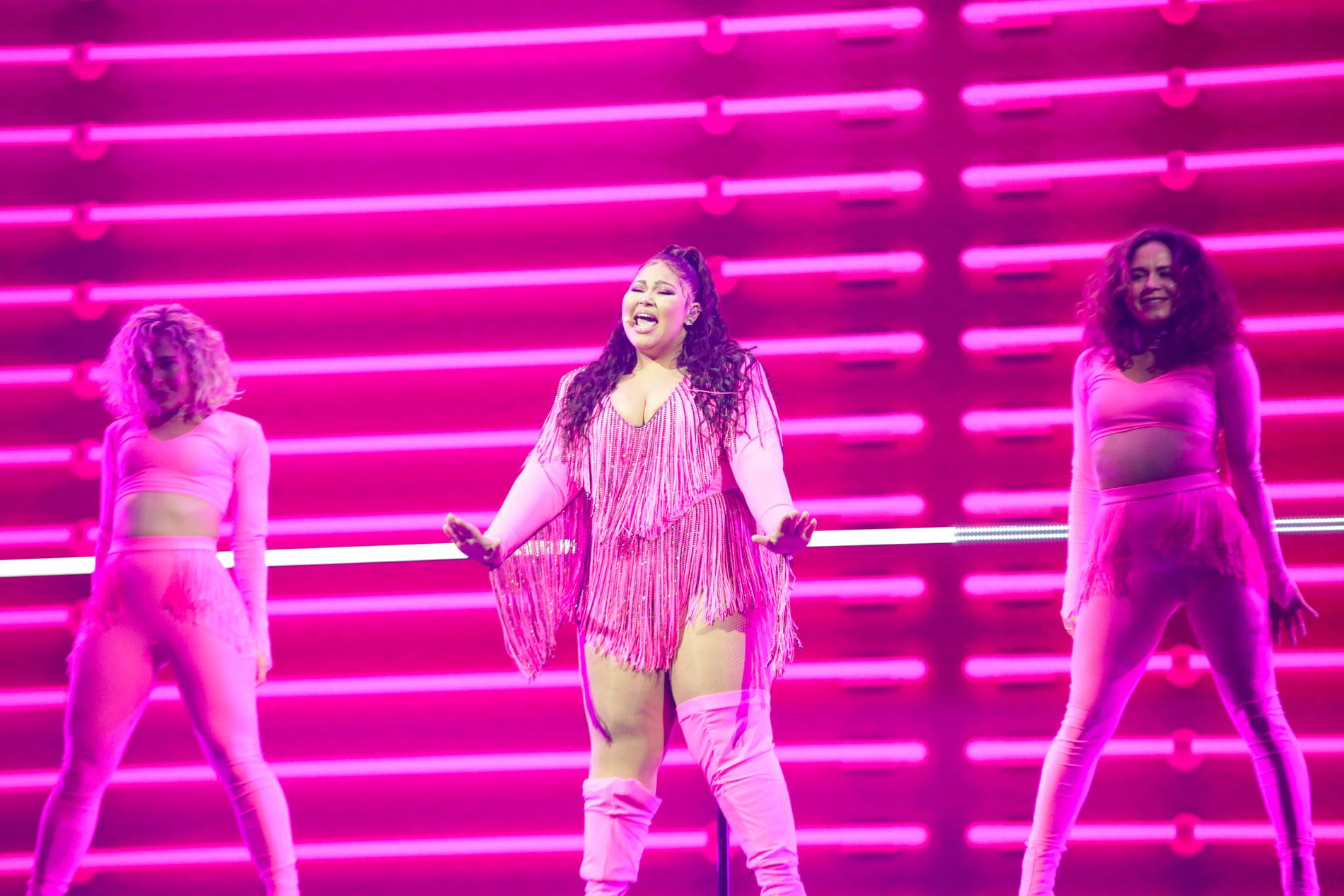 Maltas Destiny under sitt första rep på Eurovision-scenen i Rotterdam.
