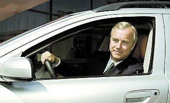 Fredrik Arp tvingas sluta som vd för Volvo.