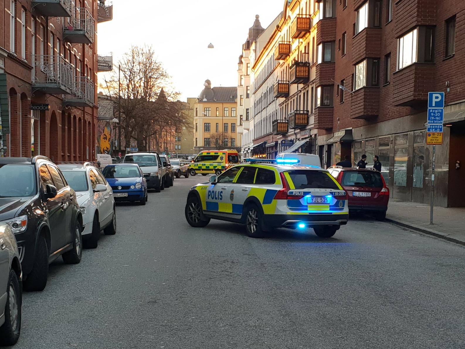 Man skjuten till döds vid Södra Skolgatan/möllevången i Malmö.