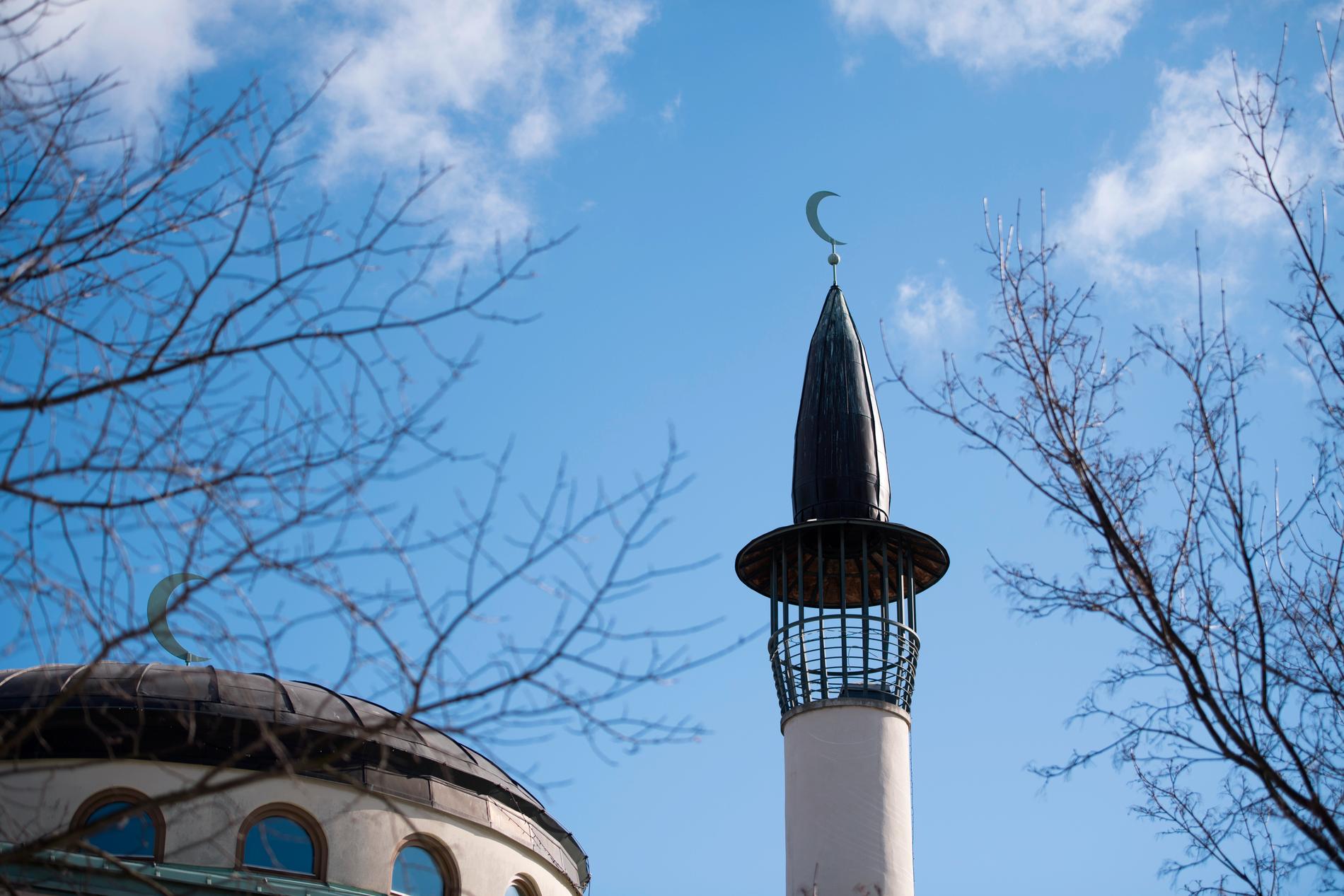 Bygg en moské vid Höga kusten, föreslår en SD-politiker i Kramfors. På bilden Stockholms moské på Södermalm. Arkivbild.