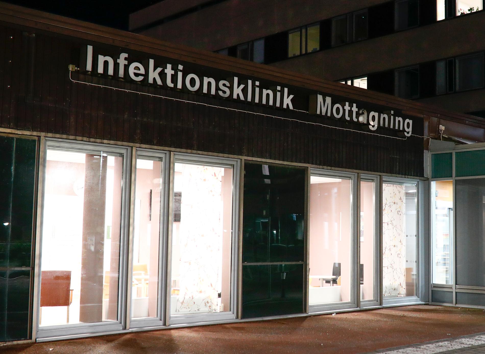På Sahlgrenska universitetssjukhuset växlar man upp arbetet efter att ytterligare personer smittats i Göteborg.