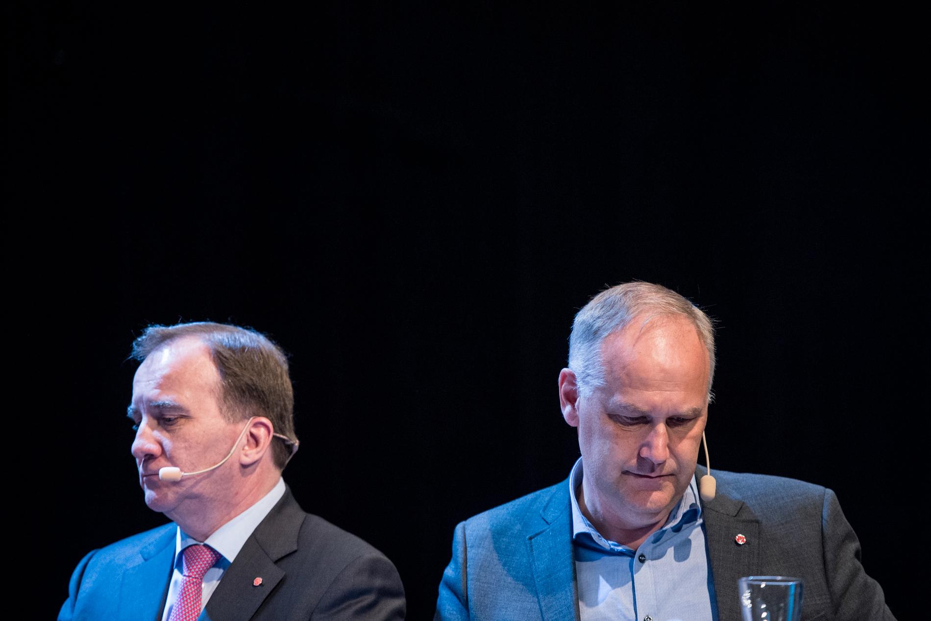 Socialdemokraternas Stefan Löfven (S) och Vänsterpartiets Jonas Sjöstedt (S) vill bygga järnväg i norr olika snabbt. Arkivbild.