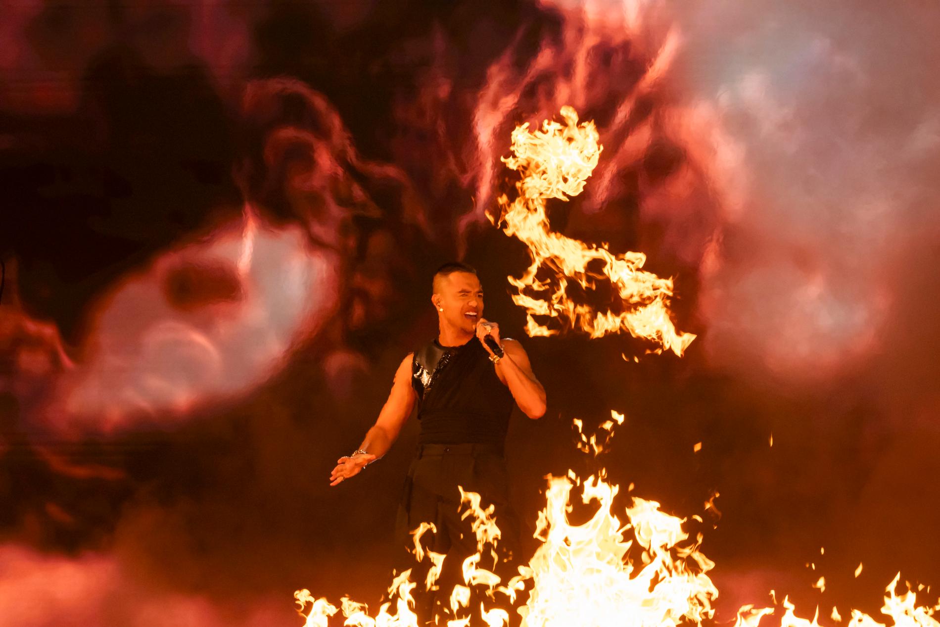 Liamoo tävlar med låten ”Dragon”.